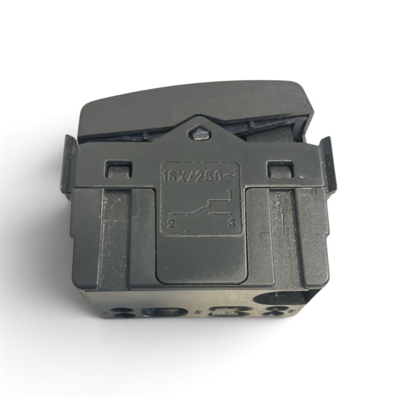 Gewiss 2-Way Switch 1P 250V ac-16AX 1M GW30011